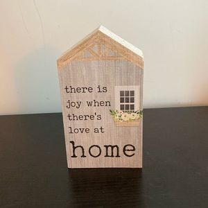 Cute Home Sweet Home Decor